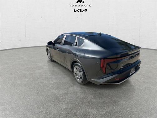 2025 Kia K4 LX