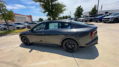 2025 Kia K4 GT-Line Turbo