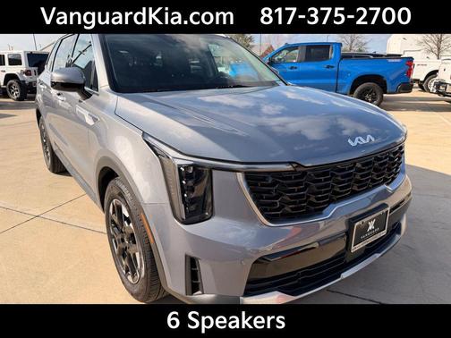 Everlasting Silver 2025 Kia Sorento S