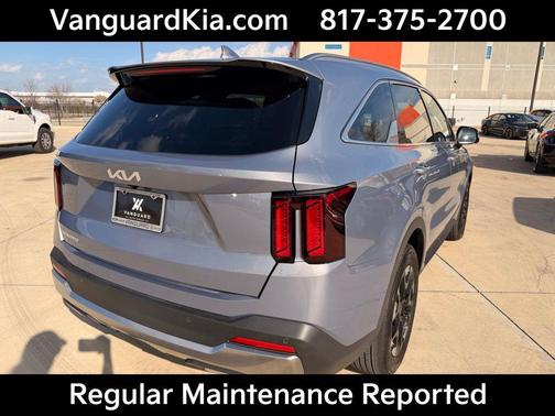 Everlasting Silver 2025 Kia Sorento S