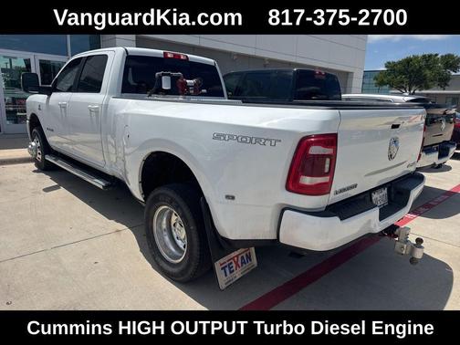 Bright White Clearcoat 2024 RAM 3500 Laramie Crew Cab 4x4 8' Box