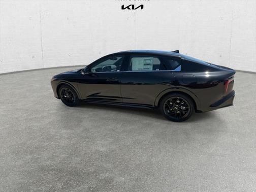 2025 Kia K4 GT-Line Turbo