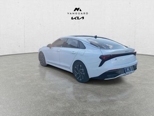 2025 Kia K5 EX