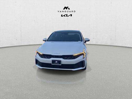 2025 Kia K5 EX