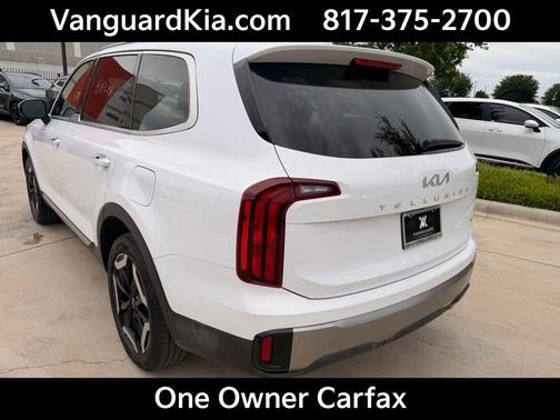 Glacial White Pearl 2025 Kia Telluride S
