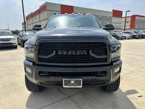 2018 RAM 2500 Laramie Crew Cab 4x4 6'4' Box