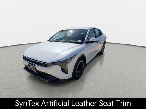 Snow White Pearl 2026 Kia K4 EX