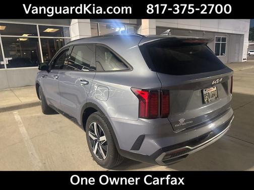 Everlasting Silver 2023 Kia Sorento S