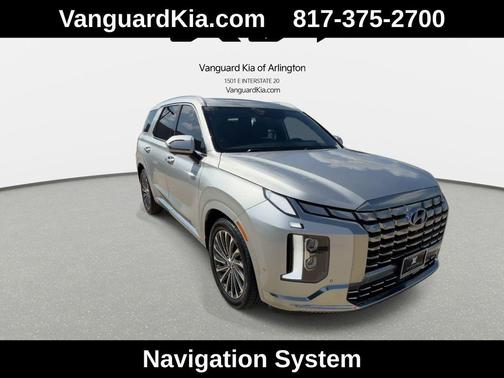 Typhoon Silver 2023 Hyundai PALISADE Calligraphy