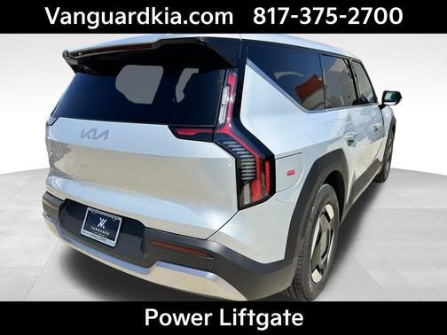 2026 Kia EV9 Light Long Range