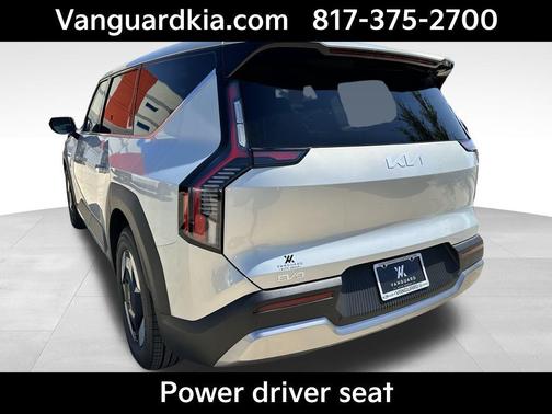 2026 Kia EV9 Light Long Range