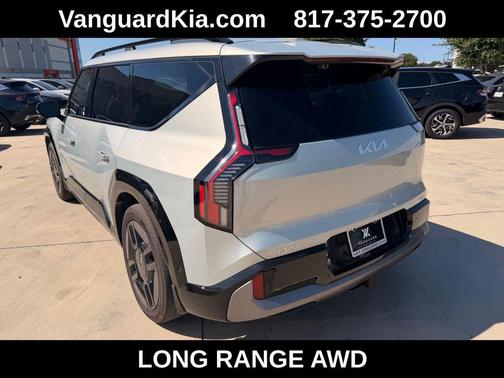 Ivory Silver 2024 Kia EV9 GT-Line