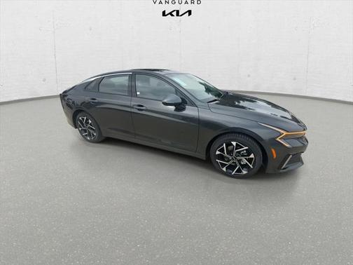 2025 Kia K5 EX