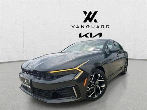 2025 Kia K5 EX