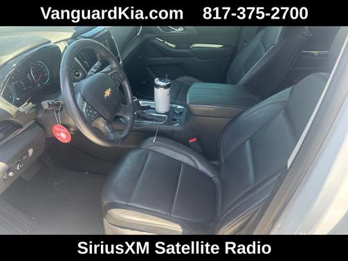 Summit White 2018 Chevrolet Traverse Premier