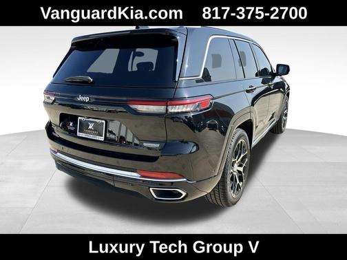 2022 Jeep Grand Cherokee Summit