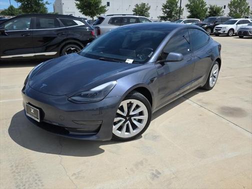 2022 Tesla Model 3 Standard Range