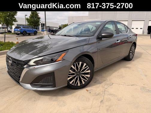 Gun Metallic 2025 Nissan Altima 2.5 SV