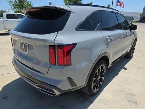 2022 Kia Sorento SX