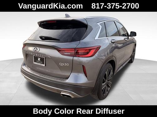 2022 INFINITI QX50 LUXE