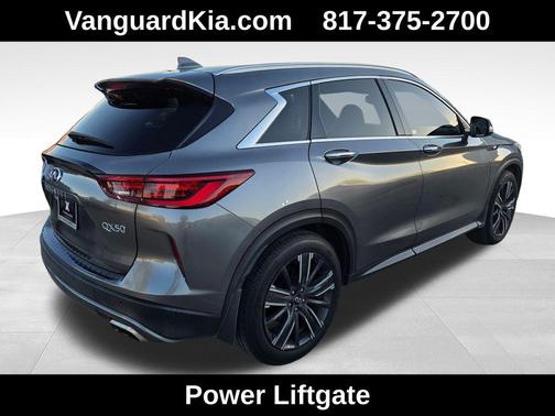 2022 INFINITI QX50 LUXE