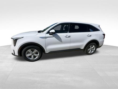 2025 Kia Sorento LX