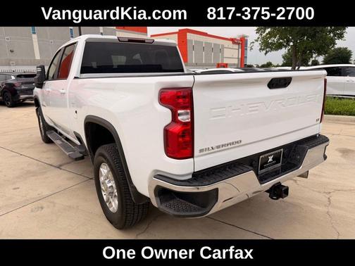 Summit White 2025 Chevrolet Silverado 2500 LT