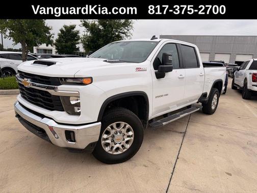 Summit White 2025 Chevrolet Silverado 2500 LT