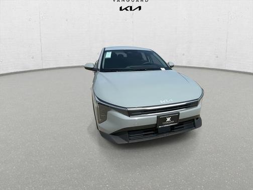 2025 Kia K4 LX