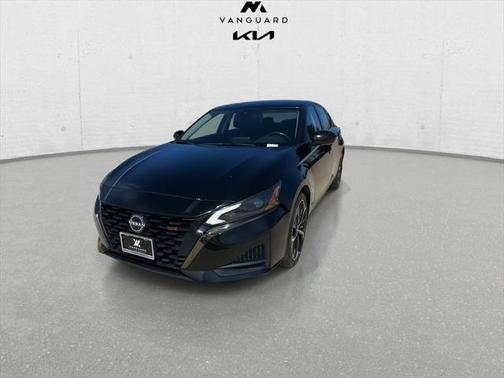 2023 Nissan Altima SR FWD