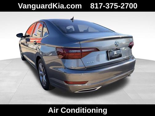 2021 Volkswagen Jetta 1.4T R-Line