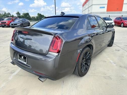 2018 Chrysler 300 S