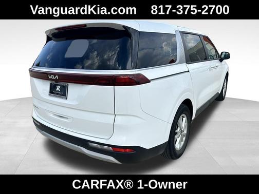 2024 Kia Carnival LX