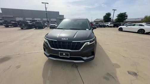 2022 Kia Carnival LXS