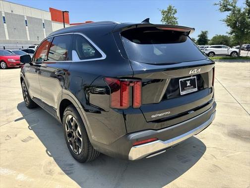 2024 Kia Sorento S