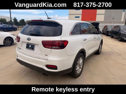 Snow White Pearl 2020 Kia Sorento L