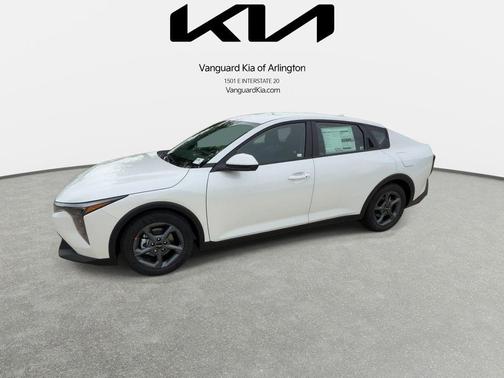 Snow White Pearl 2026 Kia K4 LXS