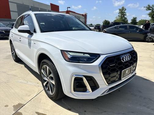 2022 Audi Q5 45 S line Premium