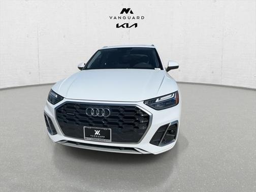 2022 Audi Q5 45 S line Premium