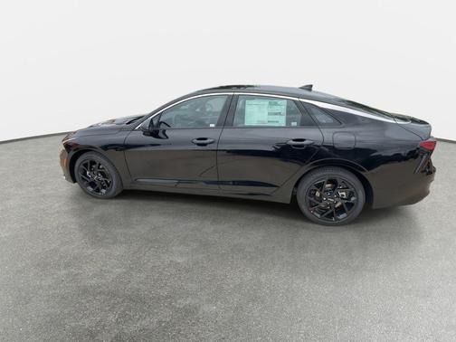 Aurora Black Pearl 2026 Kia K5 GT-Line FWD