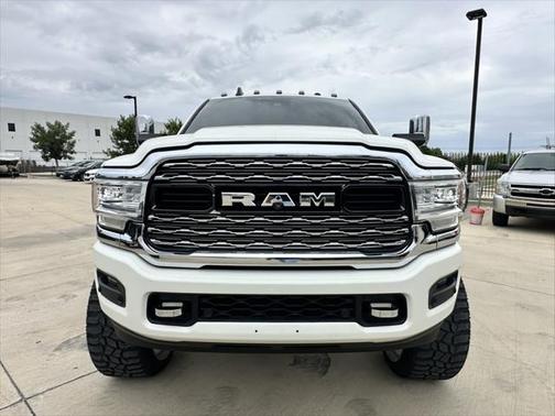 2019 RAM 3500 Limited Crew Cab 4x4 6'4' Box