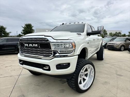 2019 RAM 3500 Limited Crew Cab 4x4 6'4' Box