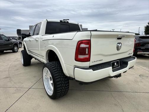 2019 RAM 3500 Limited Crew Cab 4x4 6'4' Box
