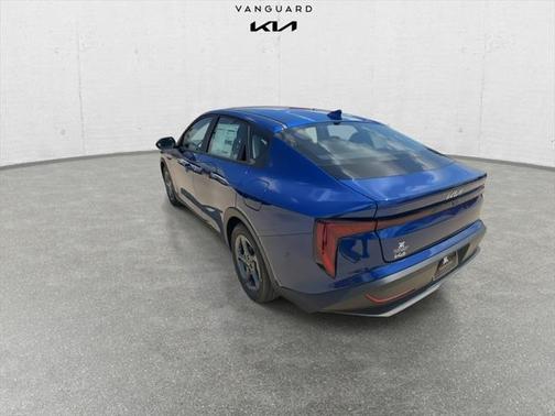 2025 Kia K4 LX