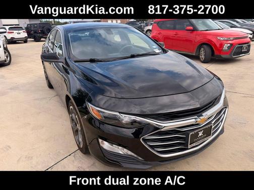 Mosaic Black Metallic 2022 Chevrolet Malibu FWD LT