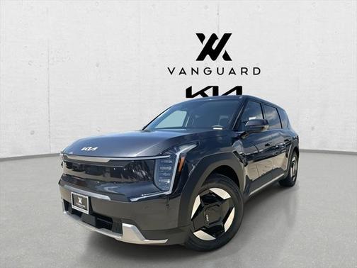 2026 Kia EV9 Light Long Range