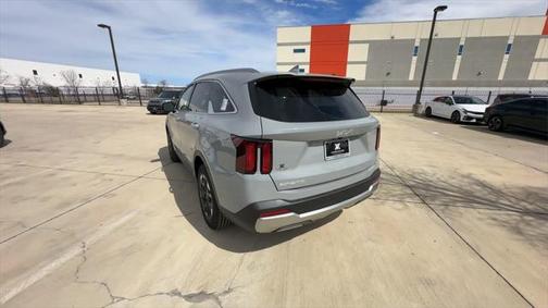 2025 Kia Sorento S