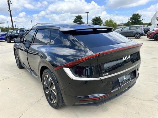 2023 Kia EV6 Wind