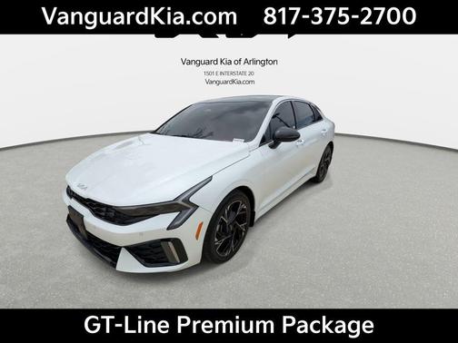 Snow White Pearl 2025 Kia K5 GT-Line