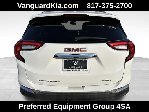 2024 GMC Terrain SLT